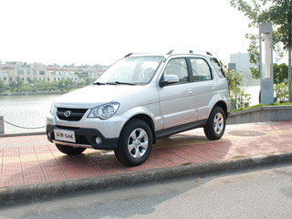 众泰5008 2010款 1.5 MT舒适型